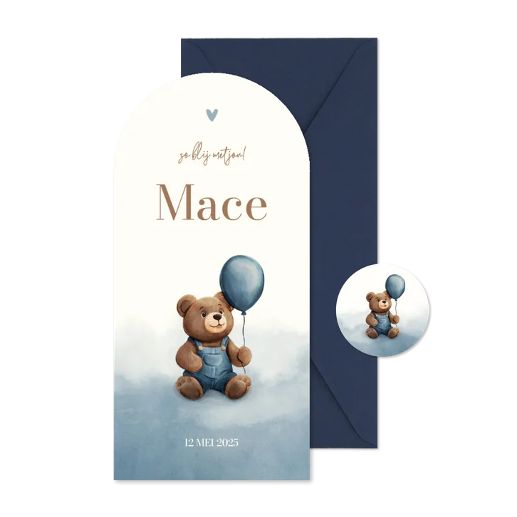 Geboortekaartje teddybeer boog met ballon blauwe waterverf