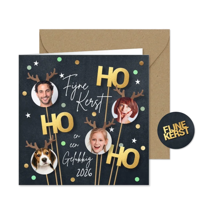 Grappige foto kerstkaart met vrolijke hertjes