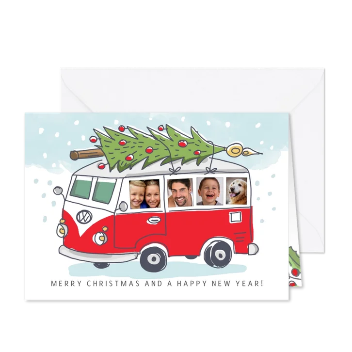 Grappige kerstkaart met volkswagenbusje en foto's