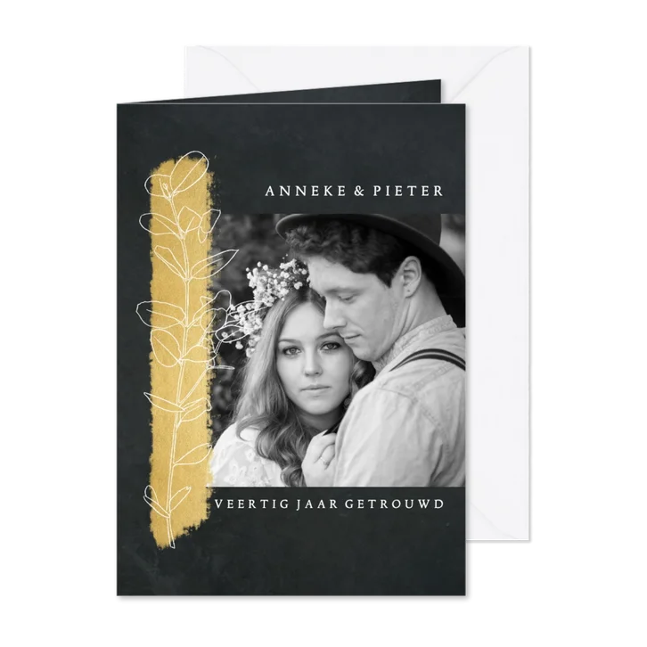 Jubileum uitnodiging met wit takje, gouden streep en foto