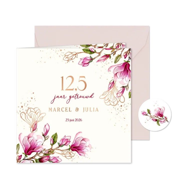 Jubileumkaart magnoliatakken met koperfolie