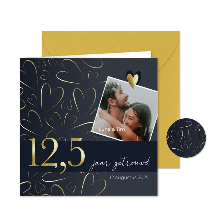 Jubileumkaart modern met foto en hartjes