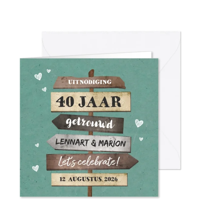 Jubileumkaart uitnodiging houten wegwijzers met hartjes
