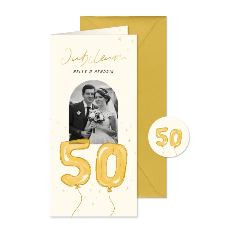 Jubileumkaartje met gouden cijfer ballonnen 50 en foto