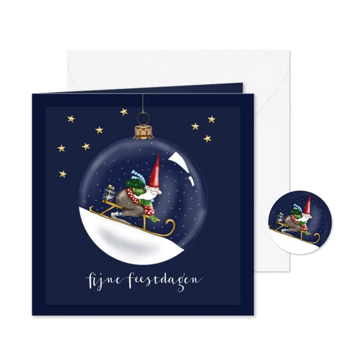 Kerskaart - kerstbal met kerstmannetje op de slee
