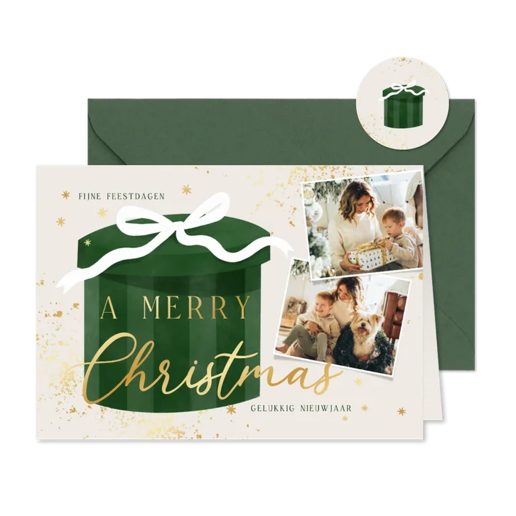 Kerstkaart cadeau met strik spetters goud en foto's