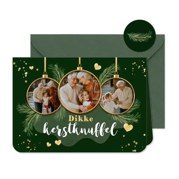 Kerstkaart dikke kerstknuffel fotocollage hartje kerstballen