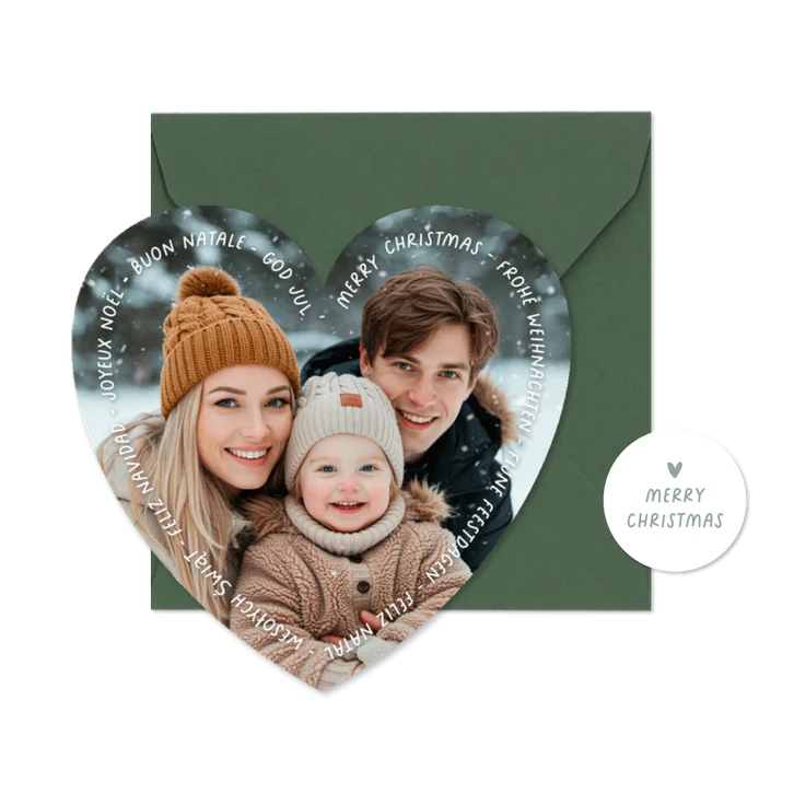 Kerstkaart eigen foto hartvorm - internationale kerstwensen