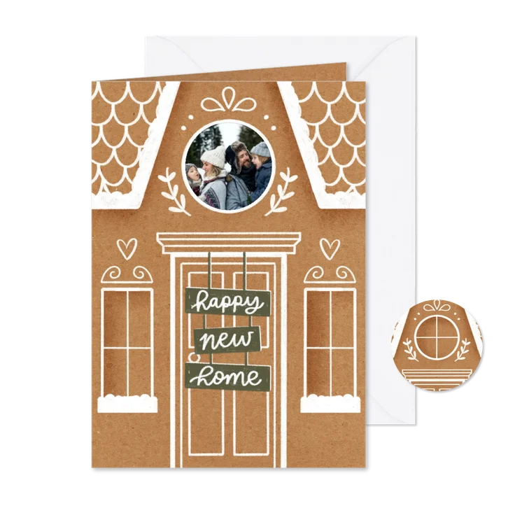 Kerstkaart happy new home gingerbread foto