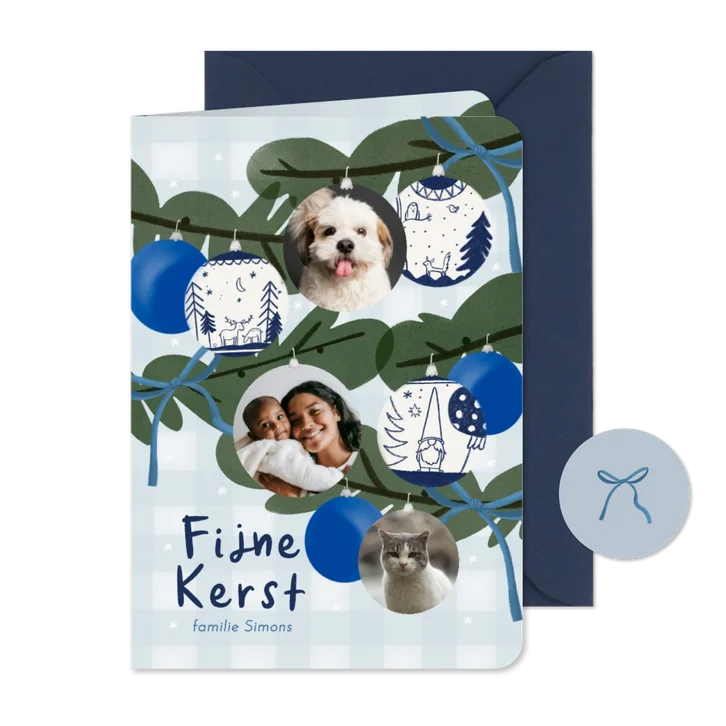 Kerstkaart kerstboom fotocollage kerstballen strikken