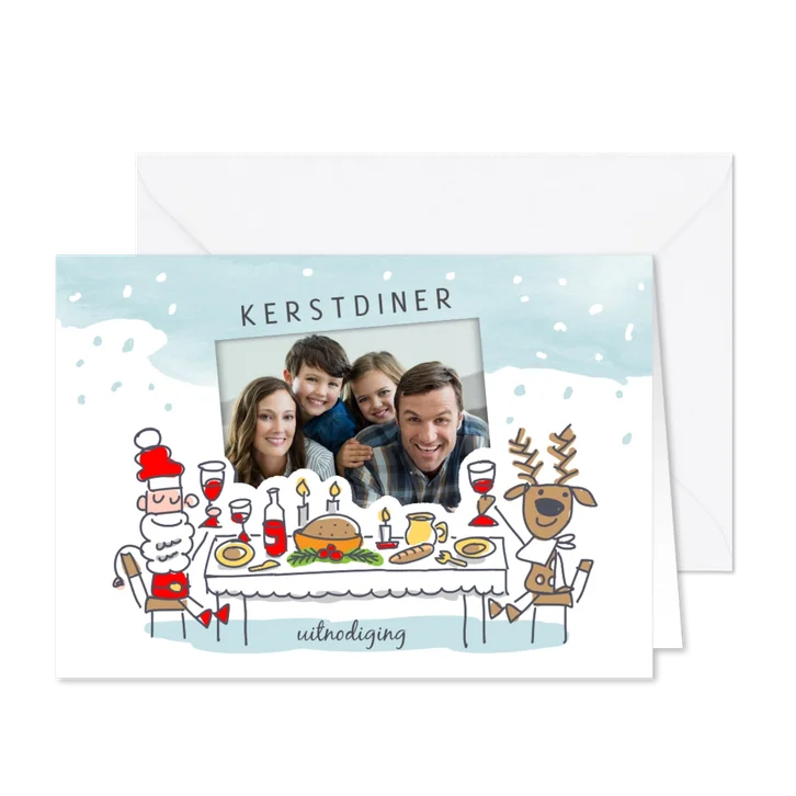 Kerstkaart kerstdiner met kerstman en rendier aan tafel