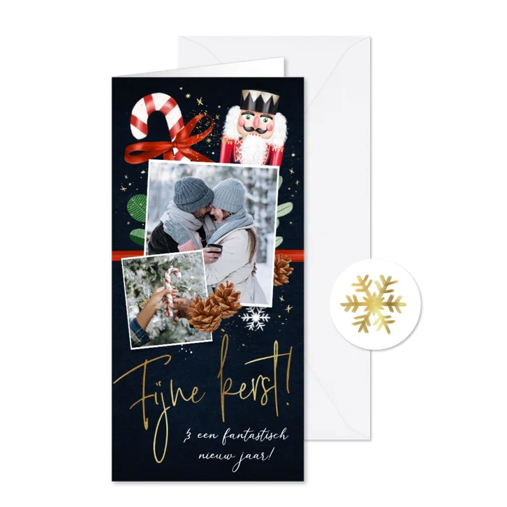 Kerstkaart kerstelementen notenkraker denneappel foto's goud