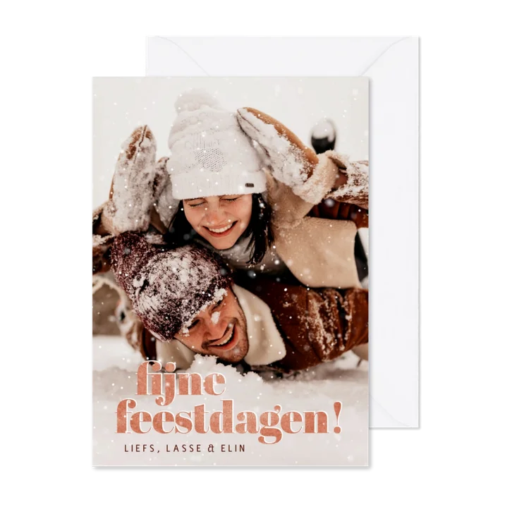 Kerstkaart met grote foto en fijne feestdagen koperlook