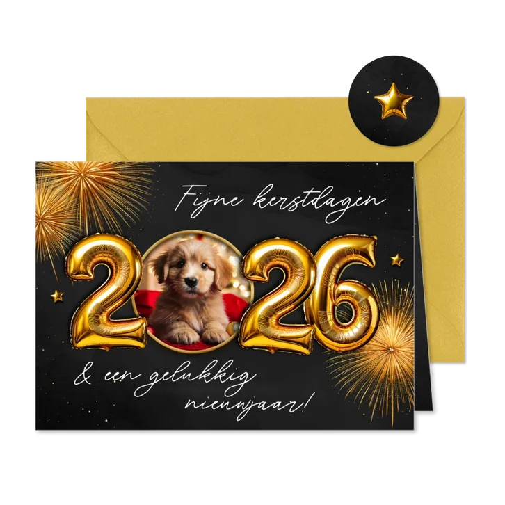 Kerstkaartje met 2026 folieballon en foto goud vuurwerk