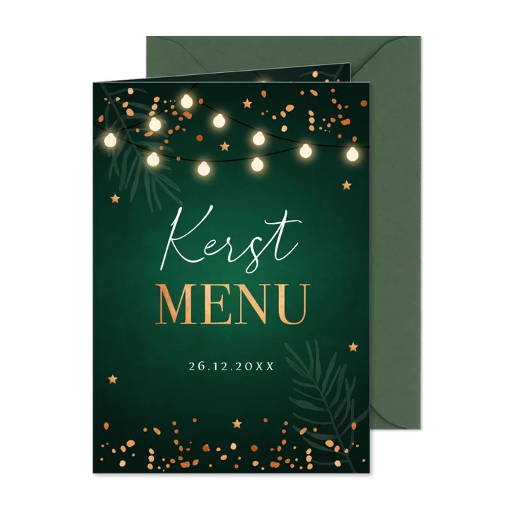 Kerstmenukaart groen lampjes koperlook sterren