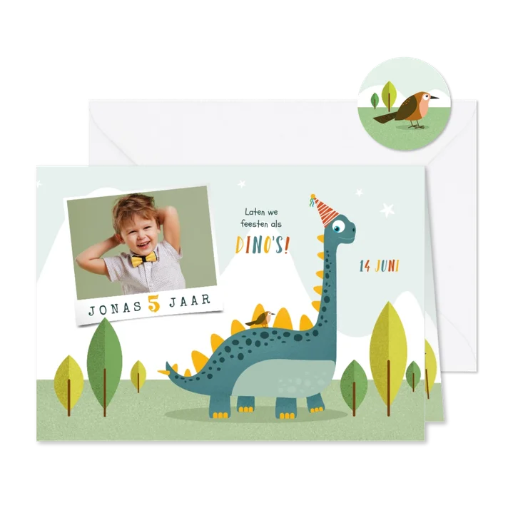 Kindefeestje dino feest vrolijk fotokaart brachiosaurus