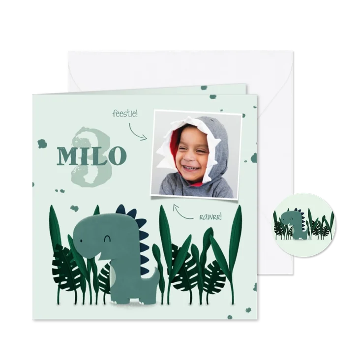 Kinderfeestje uitnodiging dinosaurus jungle met foto