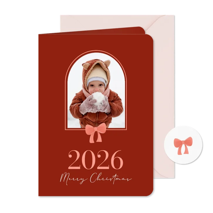 Klassiek rode kerstkaart met foto en strik