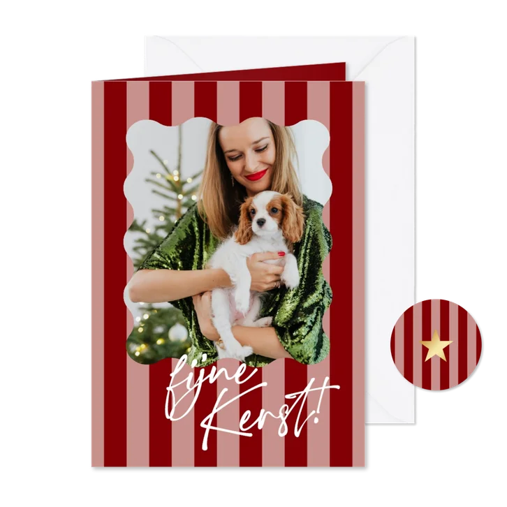 Modern kerstkaartje rood roze streepjes met foto