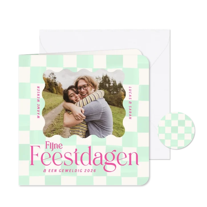 Moderne kerstkaart groene blokjes met foto en roze