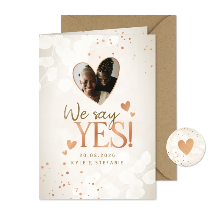 Moderne trouwkaart eucalyptus koper spetters hartjes en foto