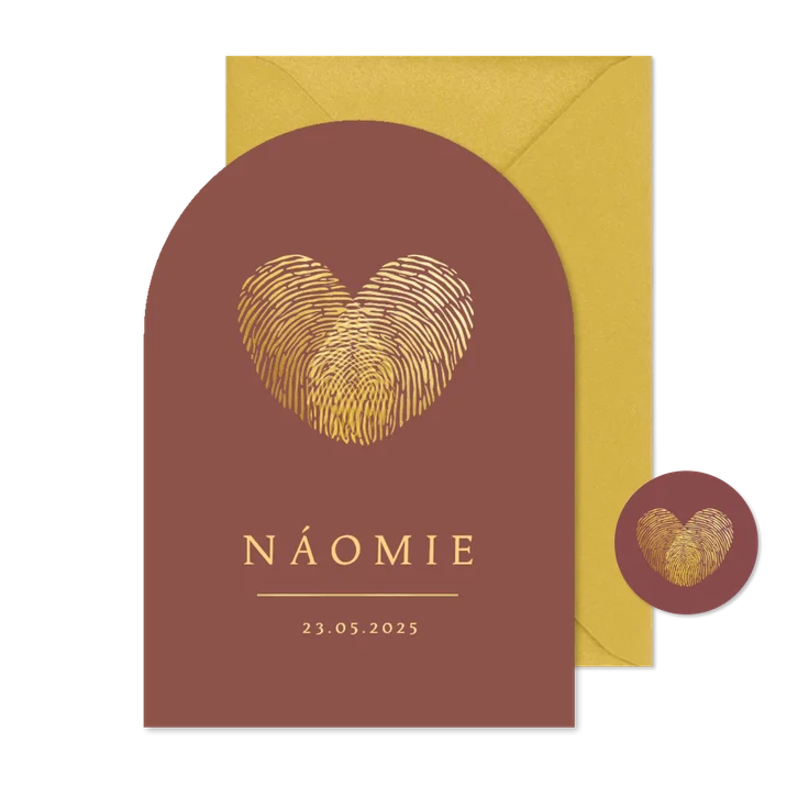 Origineel geboortekaartje vingerafdrukken hartje in boogvorm