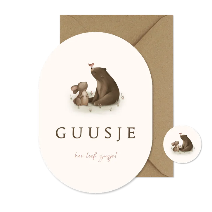 Ovaal geboortekaartje voor een zusje met lieve bosdiertjes