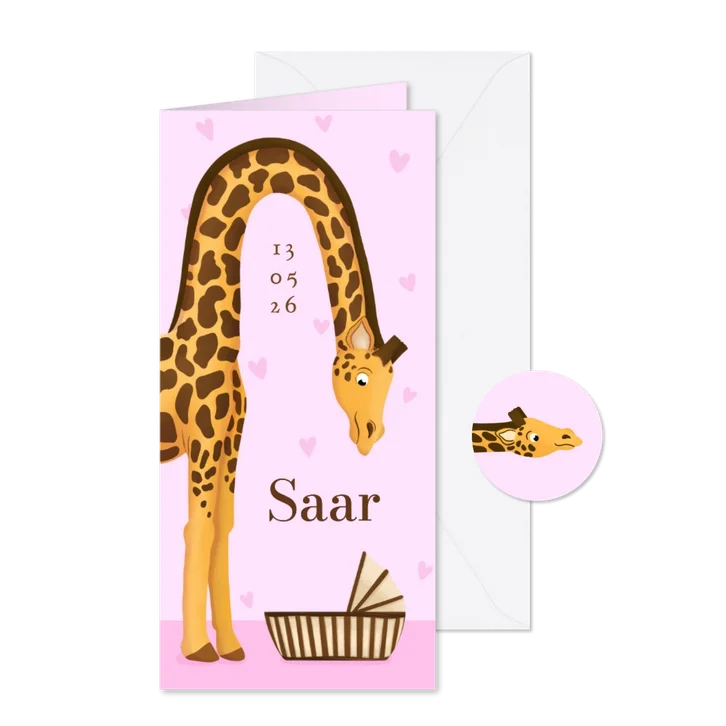 Roze geboortekaart grote giraf met wiegje