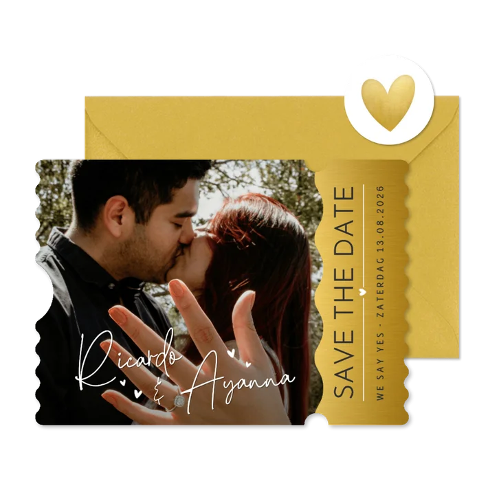 Save the Date kaart ticket met grote foto en namen