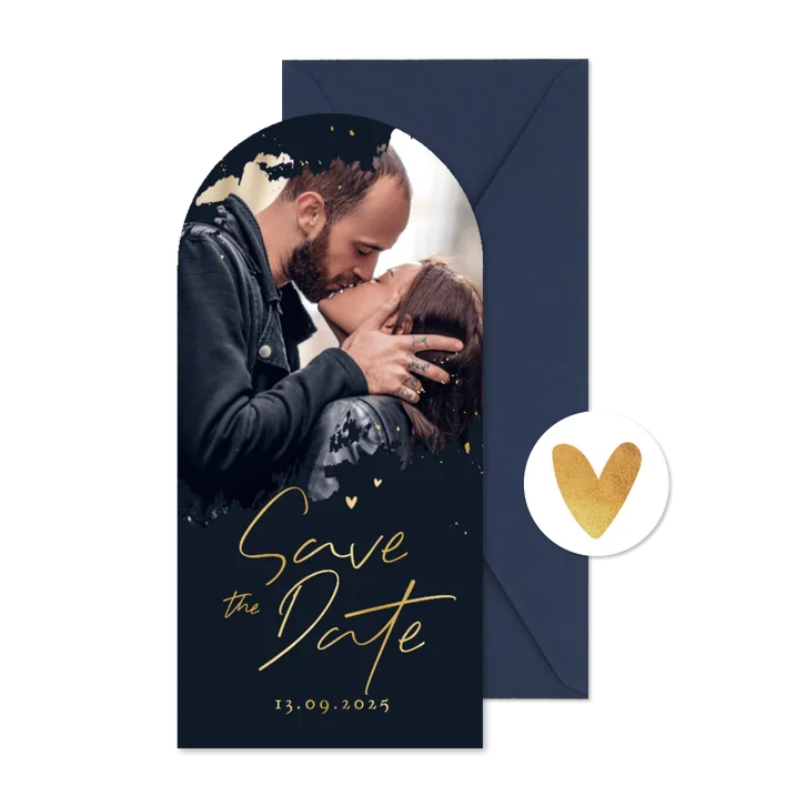 Save the date trouwkaart hoge boogkaart foto spetters goud