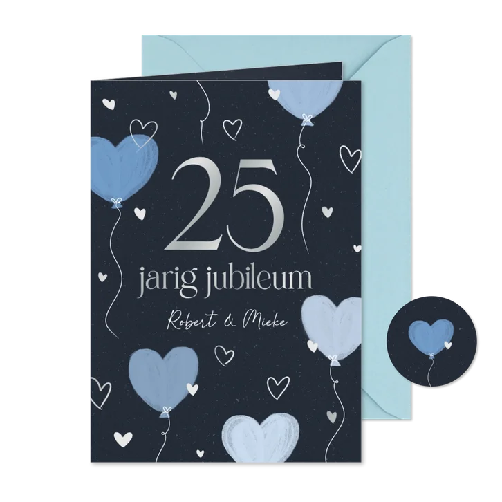 Stijlvolle jubileum uitnodiging met hartjes ballonnen blauw