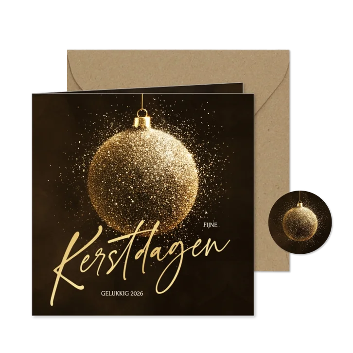 Stijlvolle kerstkaart met sprankelende kerstbal van glitters