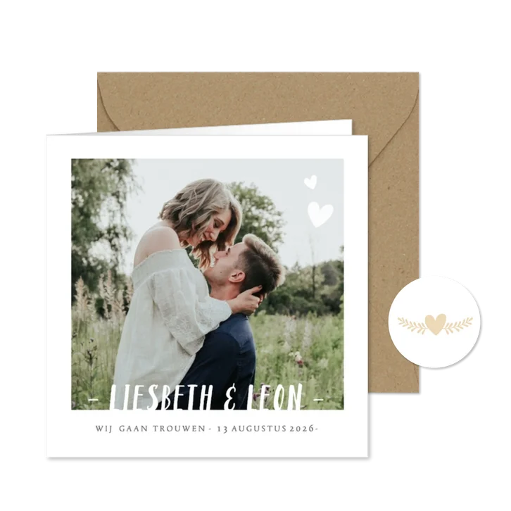 Stijlvolle trouwkaart wit met grote eigen foto en namen