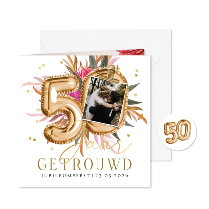 Stijlvolle uitnodiging 50 jaar getrouwd cijferballon bloemen
