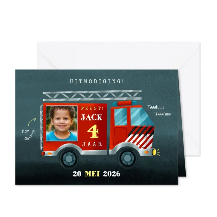 Stoere kinderfeestje kaart brandweerauto, foto en leeftijd