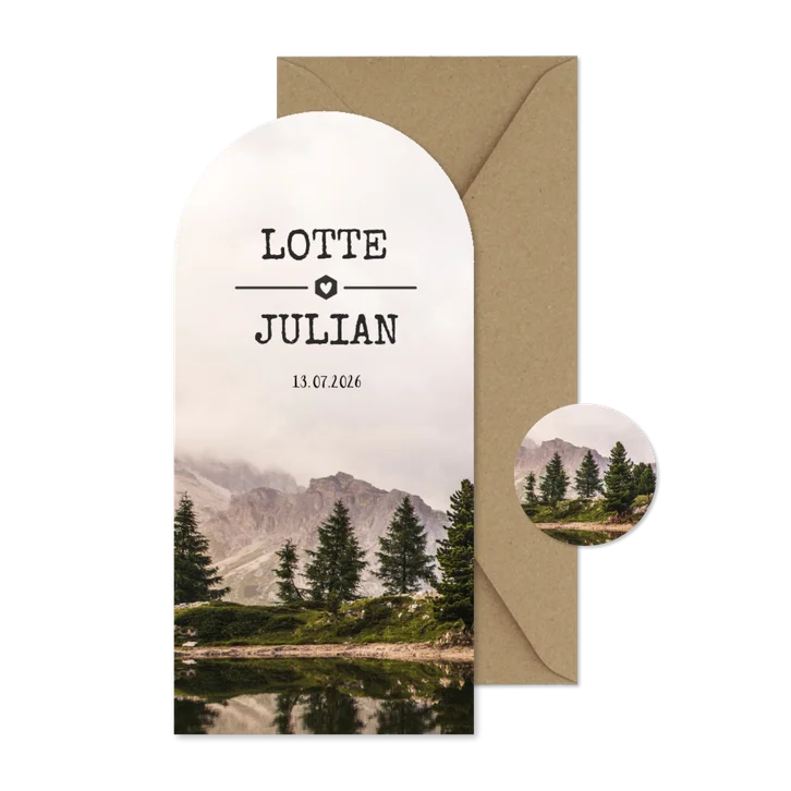 Stoere trouwkaart met natuur foto bergen en namen