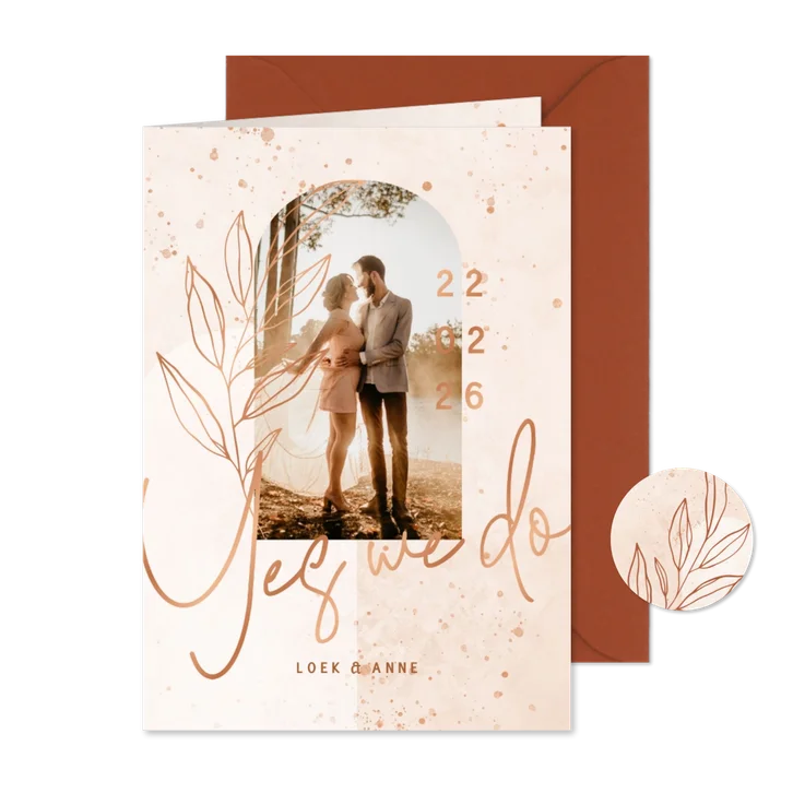 Trouwkaart bohemian lichtroze met koper en foto