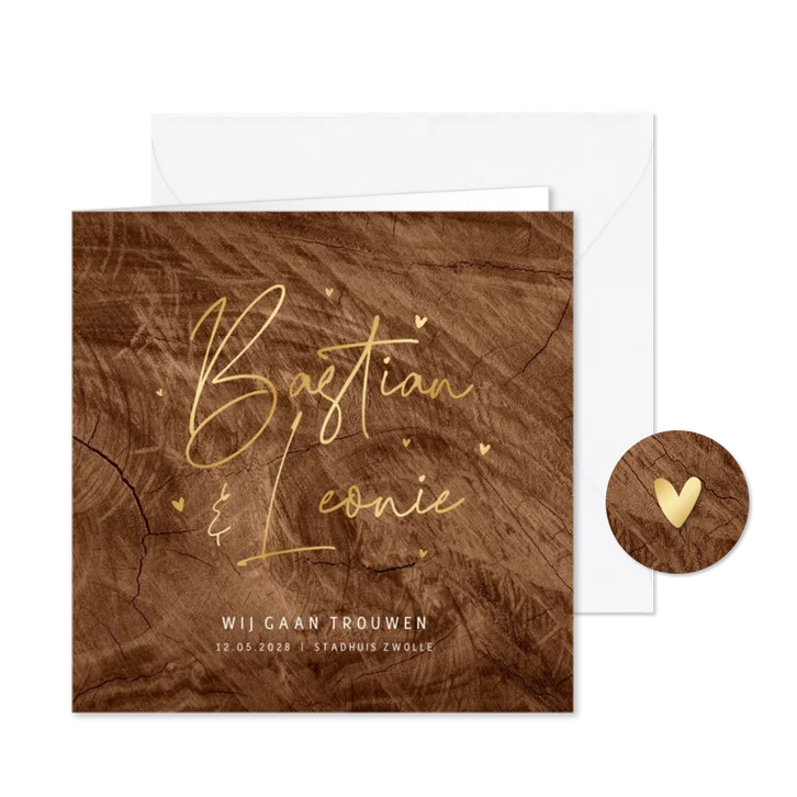 Trouwkaart hout goud stijlvol namen natuurlijk