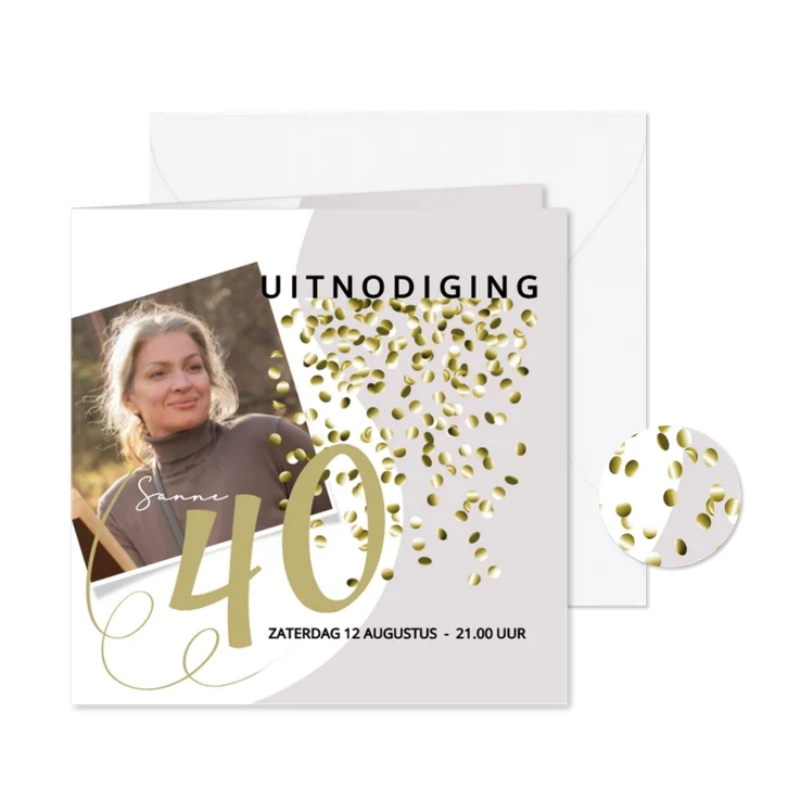 Uitnodiging 40 vrouw met goudkleurige confetti
