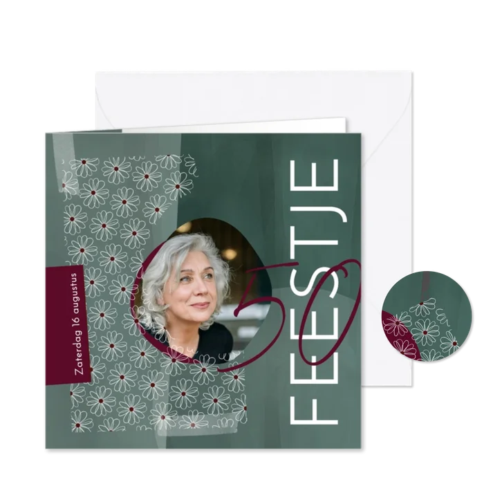 Uitnodiging 50 met foto en patroon bloemetjes