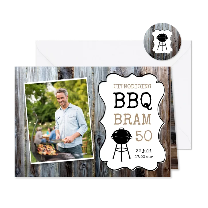 Uitnodiging bbq sloophout en eigen foto