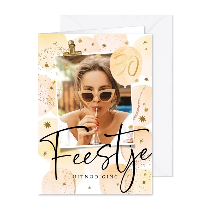 Uitnodiging 'Feestje' 30ste verjaardag ballonnen sterren