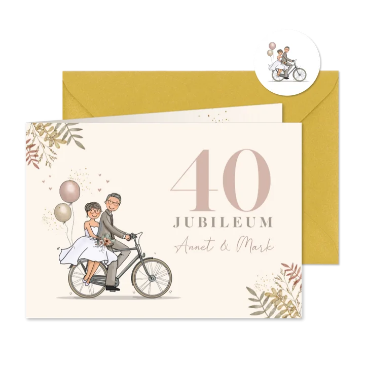 Uitnodiging jubileumfeest fietsend stel met ballonnen