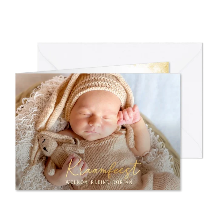 Uitnodiging kraamfeest grote eigen foto en sierlijke tekst