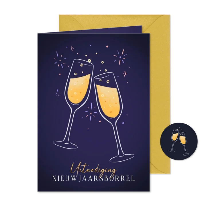 Uitnodiging nieuwjaarsborrel met champagneglazen en vuurwerk