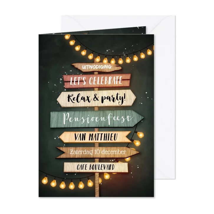 Uitnodiging pensioenfeest wegwijzers en slingers krijtbord