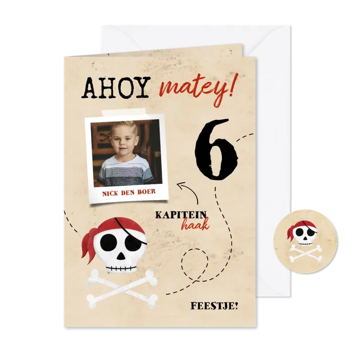 Uitnodiging piratenfeestje met foto en schedel