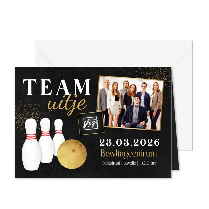 Uitnodiging team uitje bowlen goud foto krijtbord