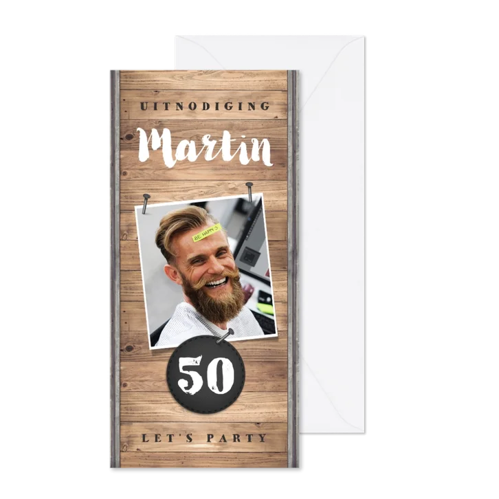 Uitnodiging verjaardag man industrieel hout met foto
