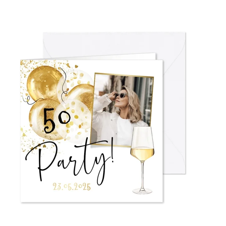 Uitnodigingskaart 50 jaar ballonnen goud confetti wijnglas
